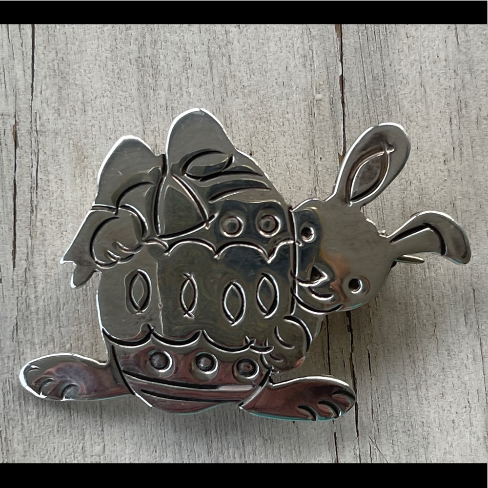 Mexico Silver Easter Bunny & Egg Brooch / Pin